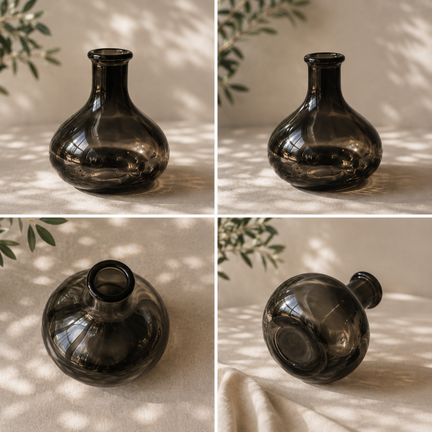 H�ndpustet blomstervase
